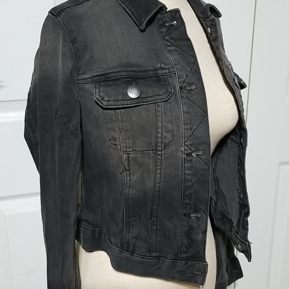 Faded Black Jean Jacket - Picture 4 of 9